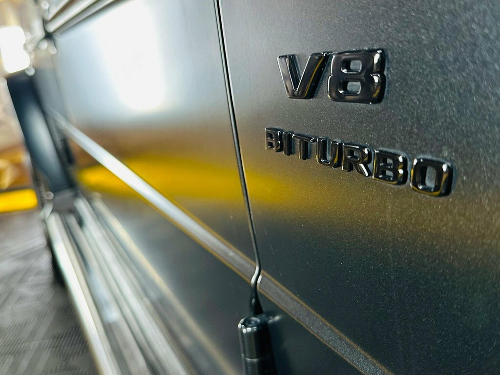 Mercedes-Benz G Class 4.0L Amg G 63 4Matic Black #33