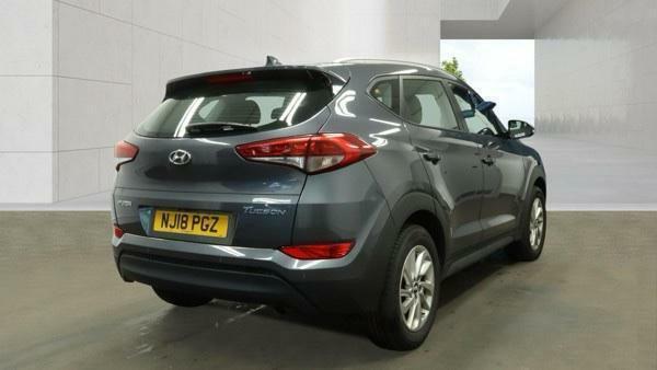 Hyundai Tucson 1.7 Crdi Blue Drive Se Nav Euro 6 Ss NJ18PGZ Grey #6