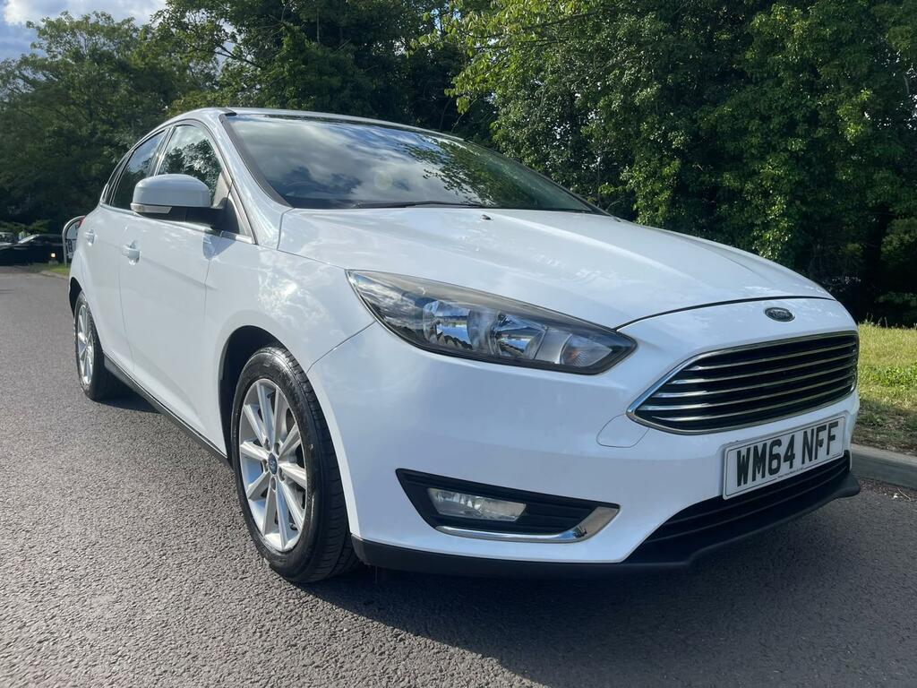 Ford Focus Titanium White #5