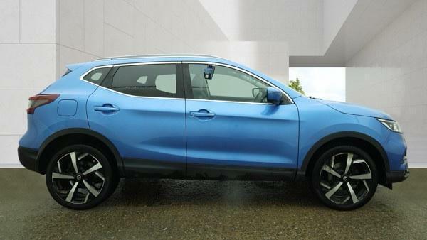 Nissan Qashqai 1.3 Dig-t Tekna Euro 6 Ss GJ20OWY Blue #5