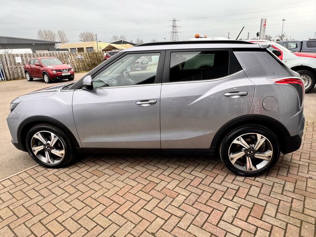 SsangYong Tivoli 1.5 K40 Euro 6 Ss NX74ZWZ Silver #3