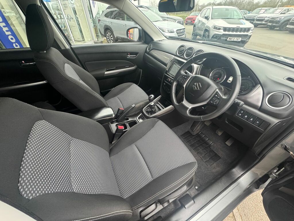 Suzuki Vitara 1.4 Boosterjet Mhev Sz-t Suv Hybrid Man FG72MYX Grey #2