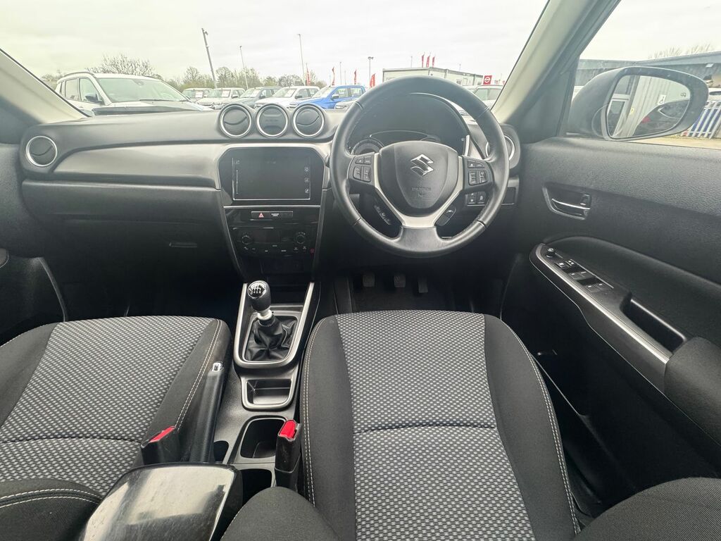 Suzuki Vitara 1.4 Boosterjet Mhev Sz-t Suv Hybrid Man FG72MYX Grey #4