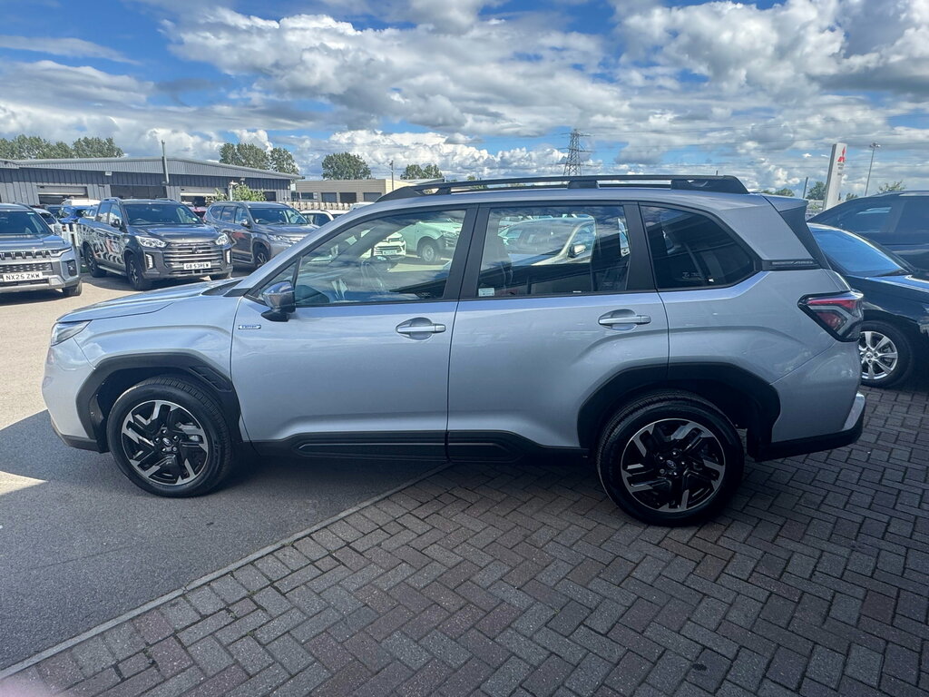 Subaru Forester 2.0 I E-boxer Limited Suv Hybrid Linear Silver #2