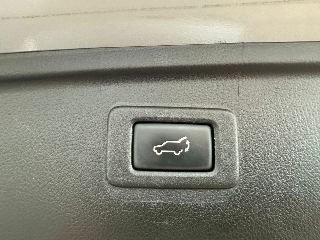 Subaru Outback Touring Gold #12
