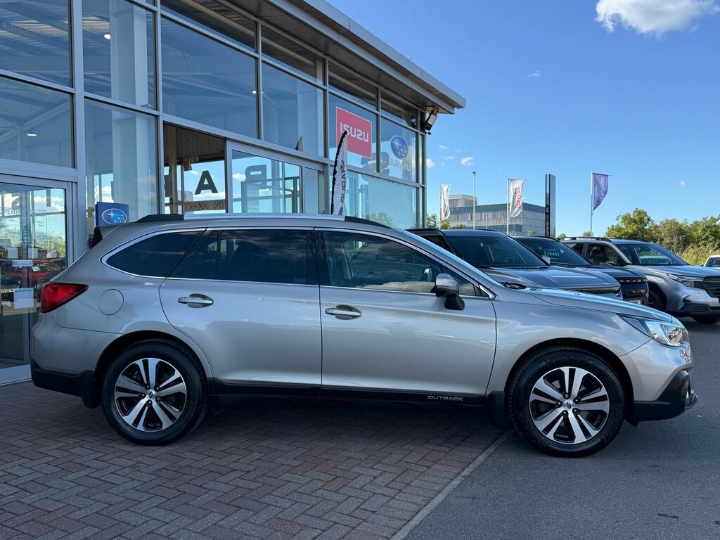 Subaru Outback 2.5I Se Premium Estate Lineartronic 4Wd Gold #2