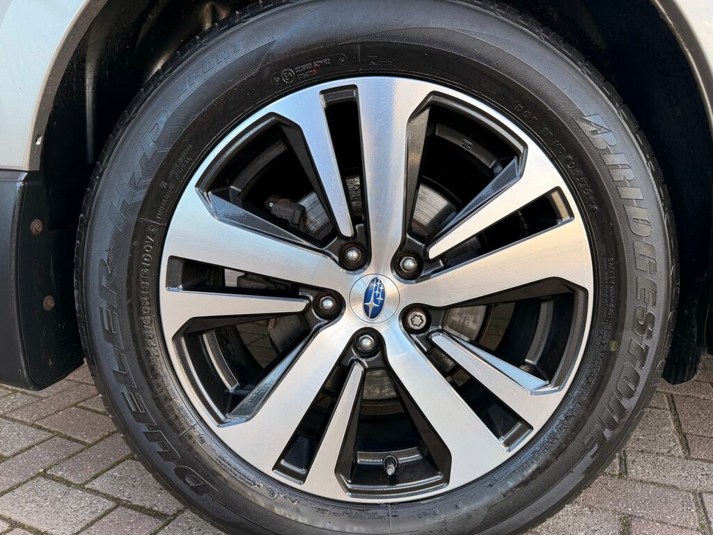 Subaru Outback Touring Gold #15