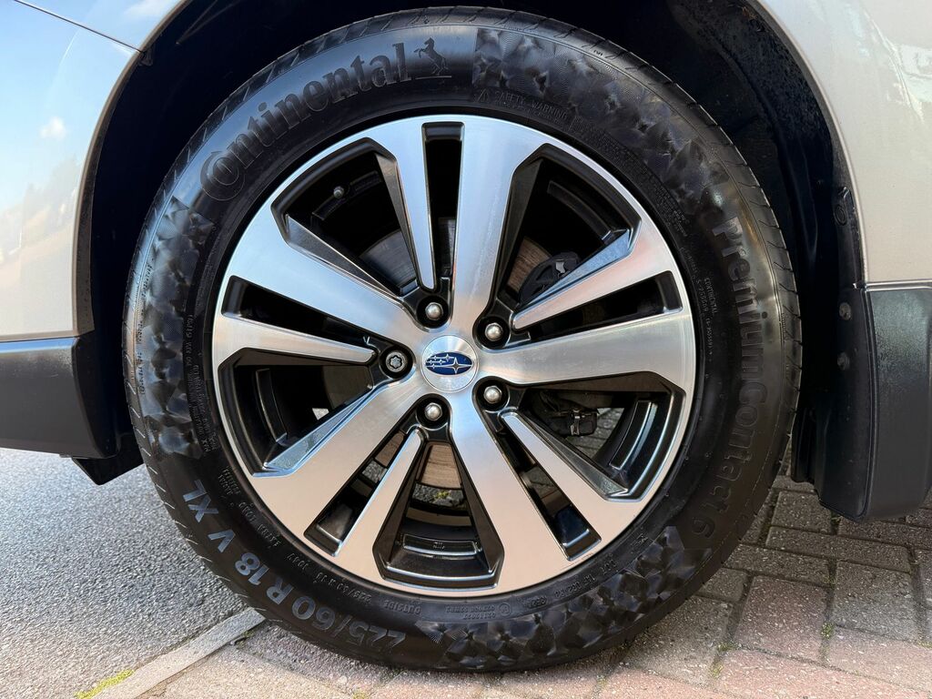Subaru Outback Touring Gold #24