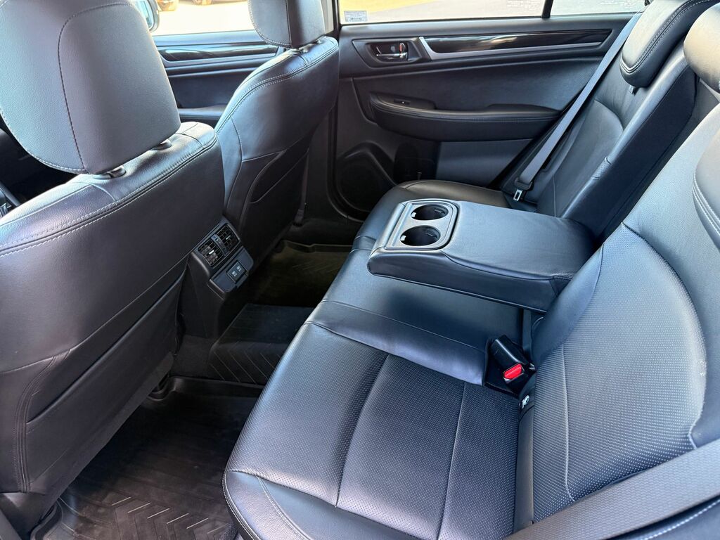 Subaru Outback Touring Gold #25