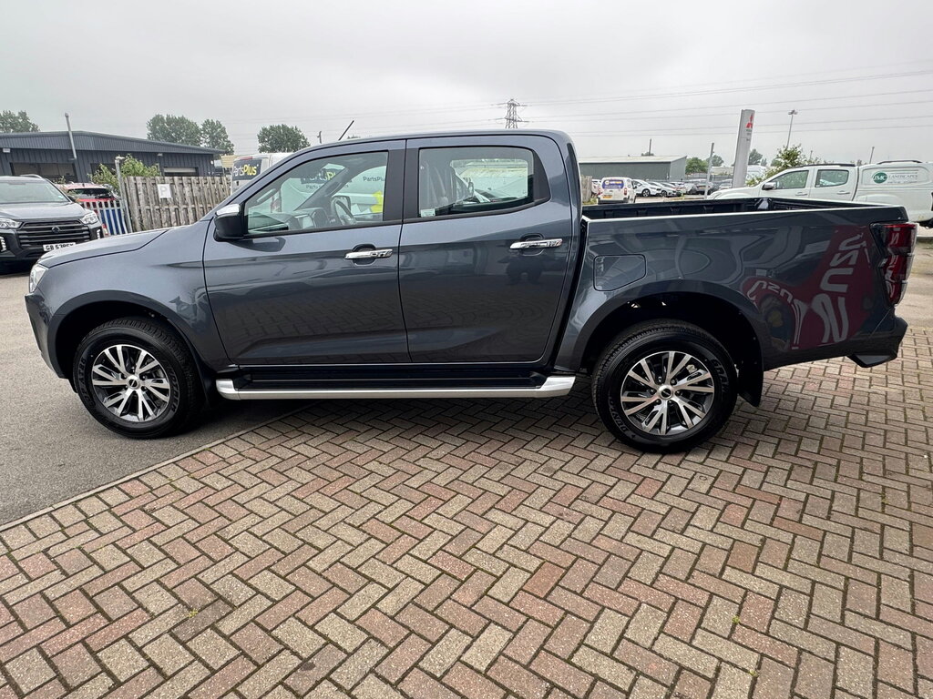 Isuzu D-Max 1.9 Td Dl40 Pickup Double Cab 4Wd Grey #3