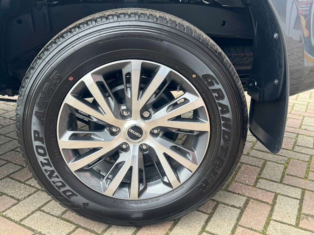 Isuzu D-Max 1.9 V-cross Steel Edition Double Cab 4X4 Grey #20