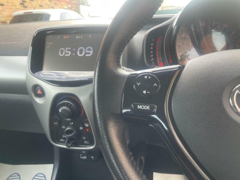 Toyota Aygo Hatchback Red #12