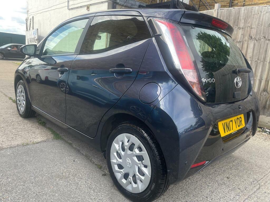 Toyota Aygo 1.0 Vvt-i X-play X-shift Euro 6 Blue #4