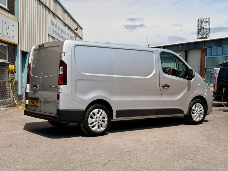 Renault Trafic Sl27 Energy Dci 125 Sport Nav Van Silver #5