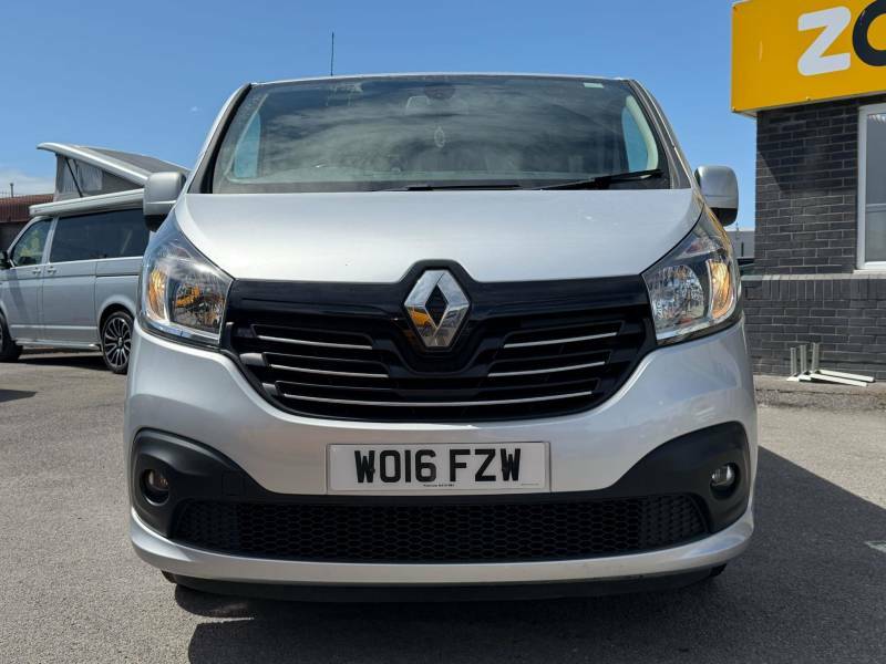 Renault Trafic Sl27 Energy Dci 125 Sport Nav Van Silver #3
