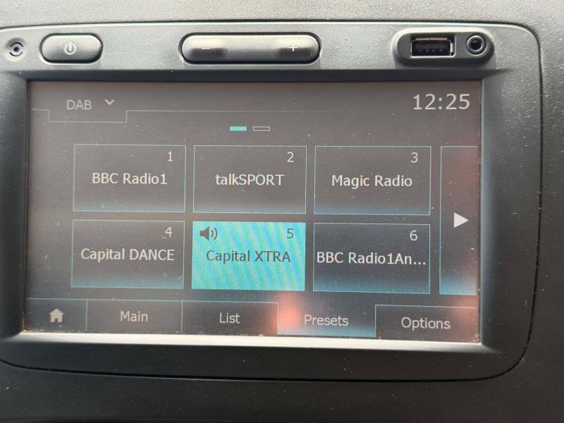 Renault Trafic Panel Van 1.6 Dci Energy 27 Business Swb Standard Silver #26