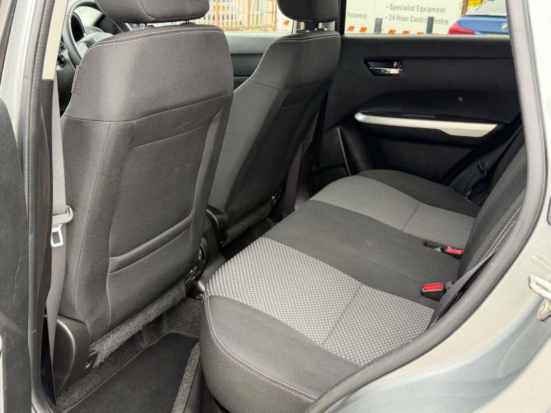 Suzuki Vitara 1.6 Sz-t Allgrip Silver #11