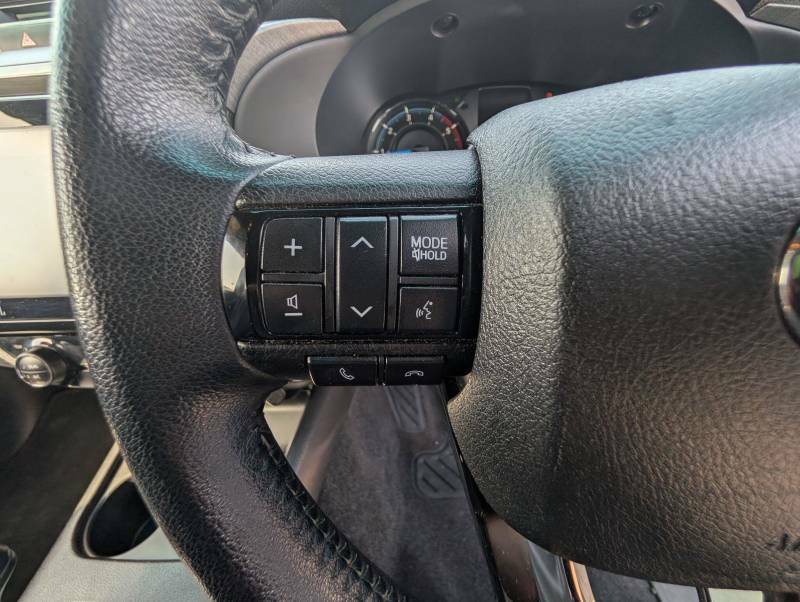 Toyota HILUX D-4d Active Double Cab White #9