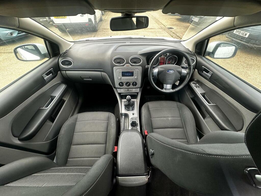 Ford Focus Hatchback 1.6 Tdci Dpf Sport 201161 White #5