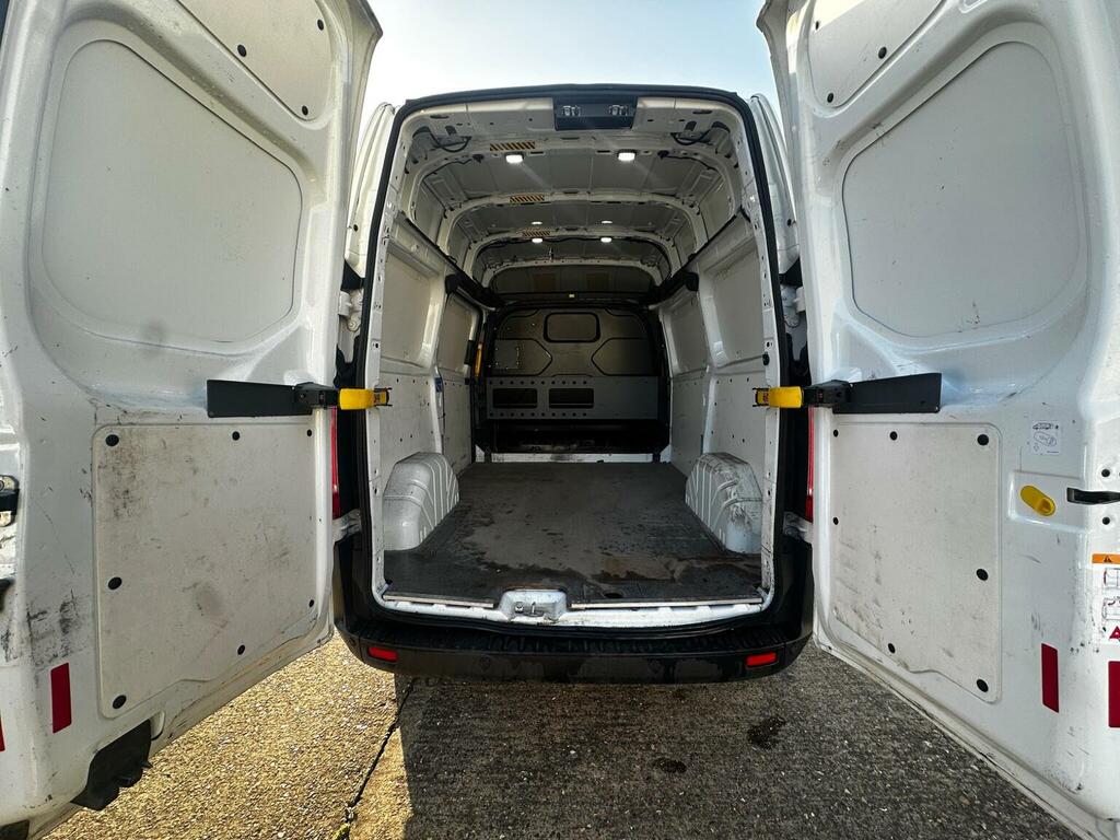 Ford Transit Custom Panel Van 2.0 300 Ecoblue L1 H2 Euro 6 20186 YO68PPF White #4