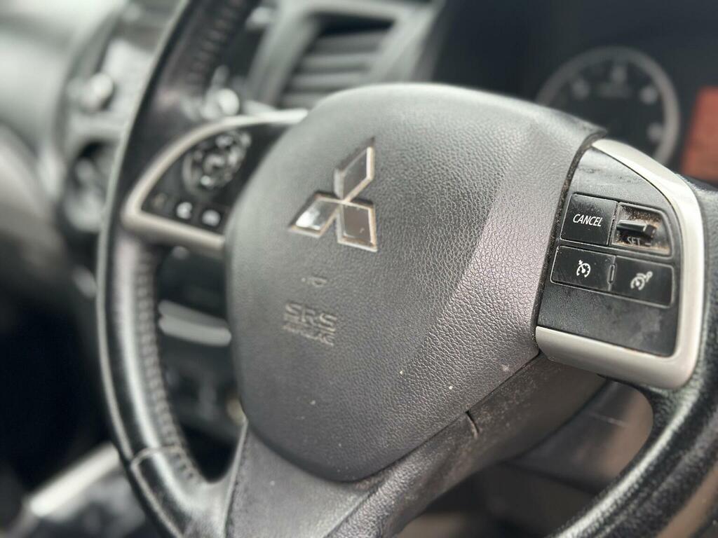Mitsubishi L200 2.4 Di-d Dc Barbarian 4Wd Euro 5 Grey #24