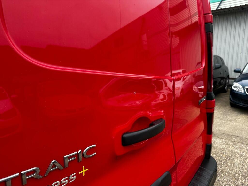 Renault Trafic 2018 1.6L Ll29 Sport Nav Energy Dci 0D 125 Bhp Black #31