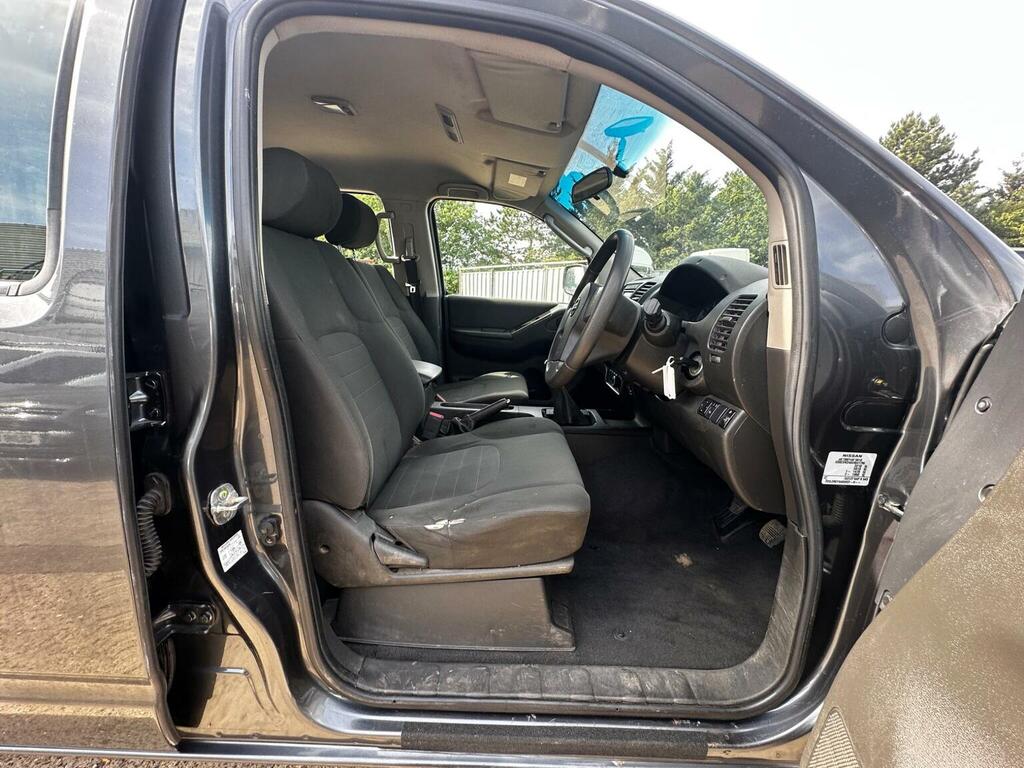 Nissan Navara Pickup 2.5 Dci Visia 4Wd Euro 5 201414 Grey #6