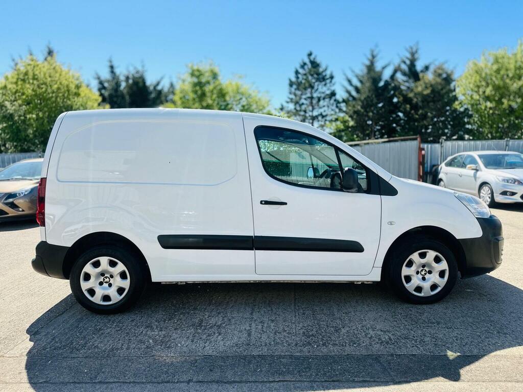 Peugeot Partner 1.6 Bluehdi 744 S White #18