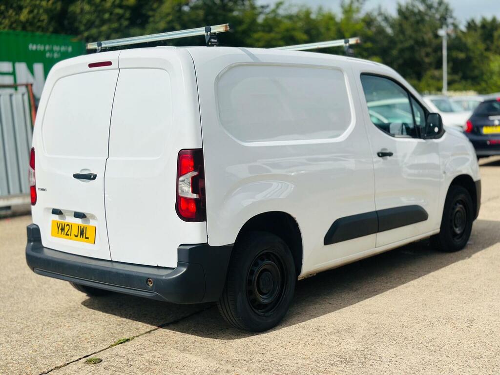 Vauxhall Combo Panel Van 1.5 Turbo D 2000 Edition L1 H1 Euro 6 S White #4