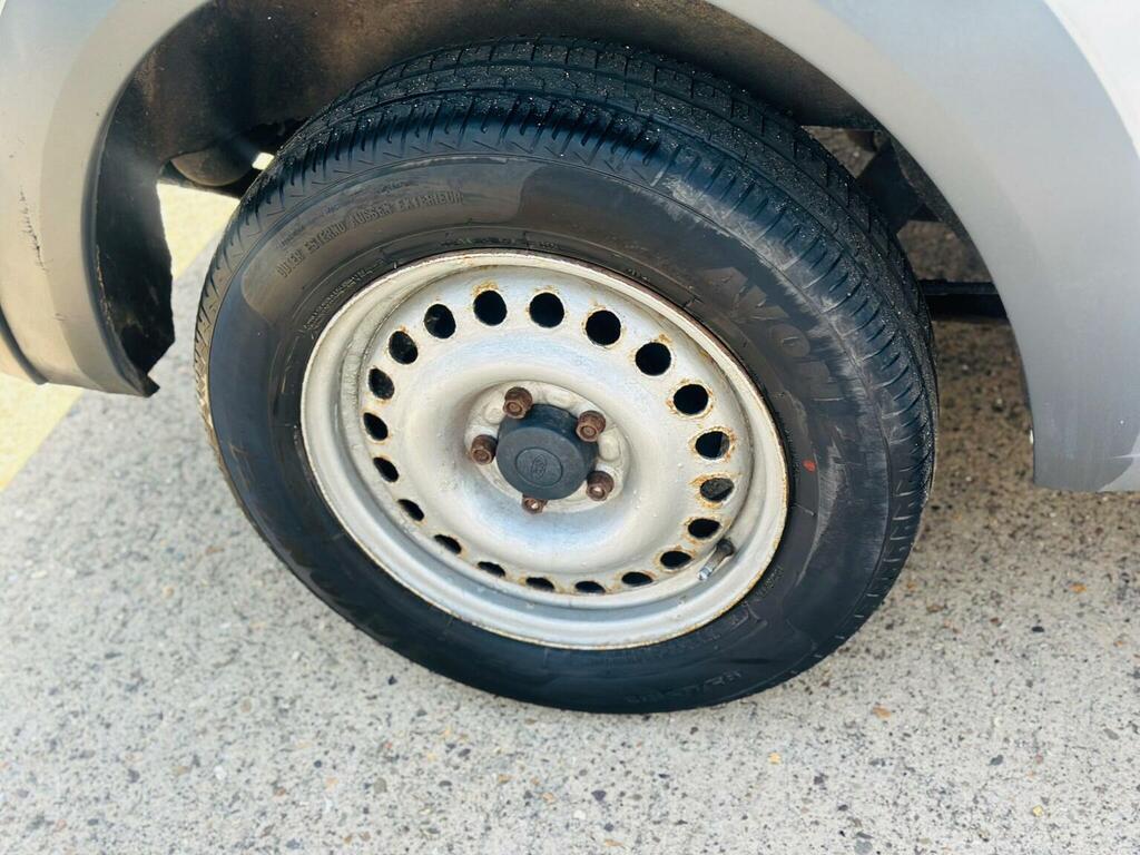 Ford Transit Connect 1.8L Null White #8