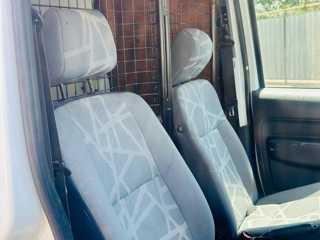 Ford Transit Connect 1.8L Null White #19