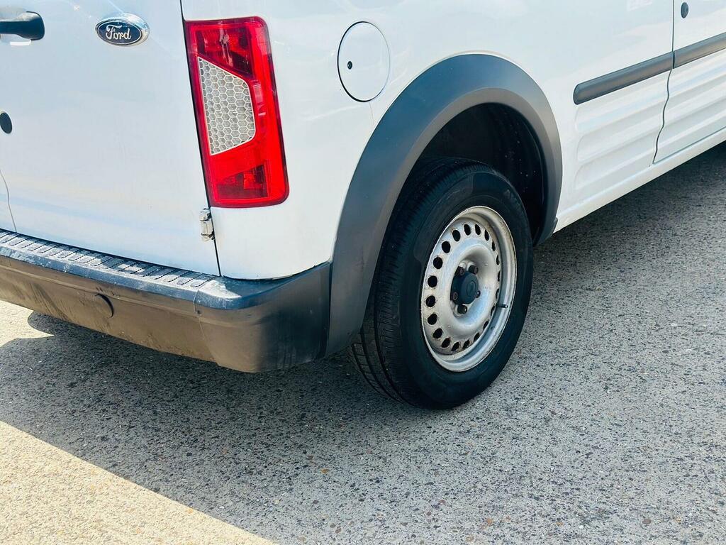 Ford Transit Connect 1.8L Null White #13
