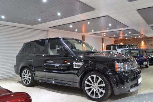 Compare Land Rover Range Rover Sport Tdv8 Sport GL59FGG Black