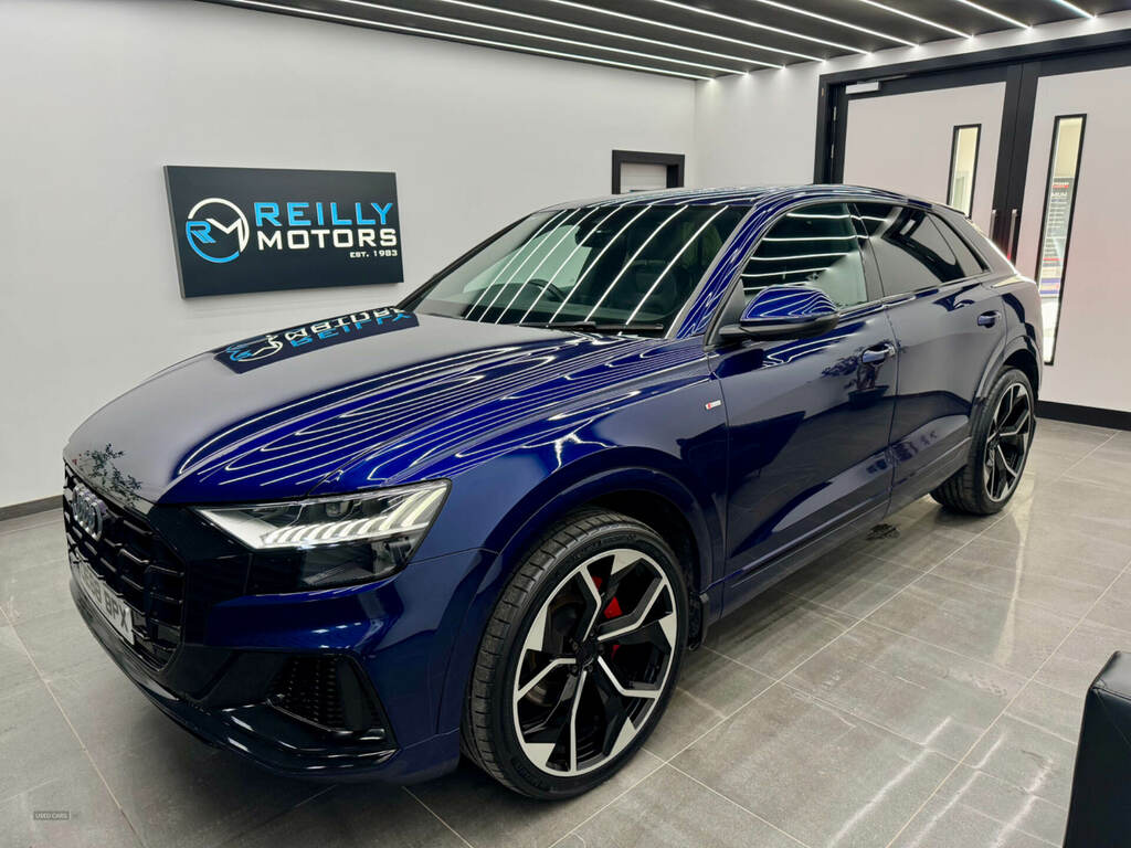 Audi Q8