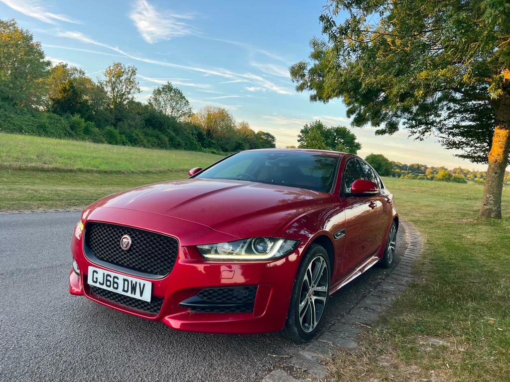Jaguar Xe