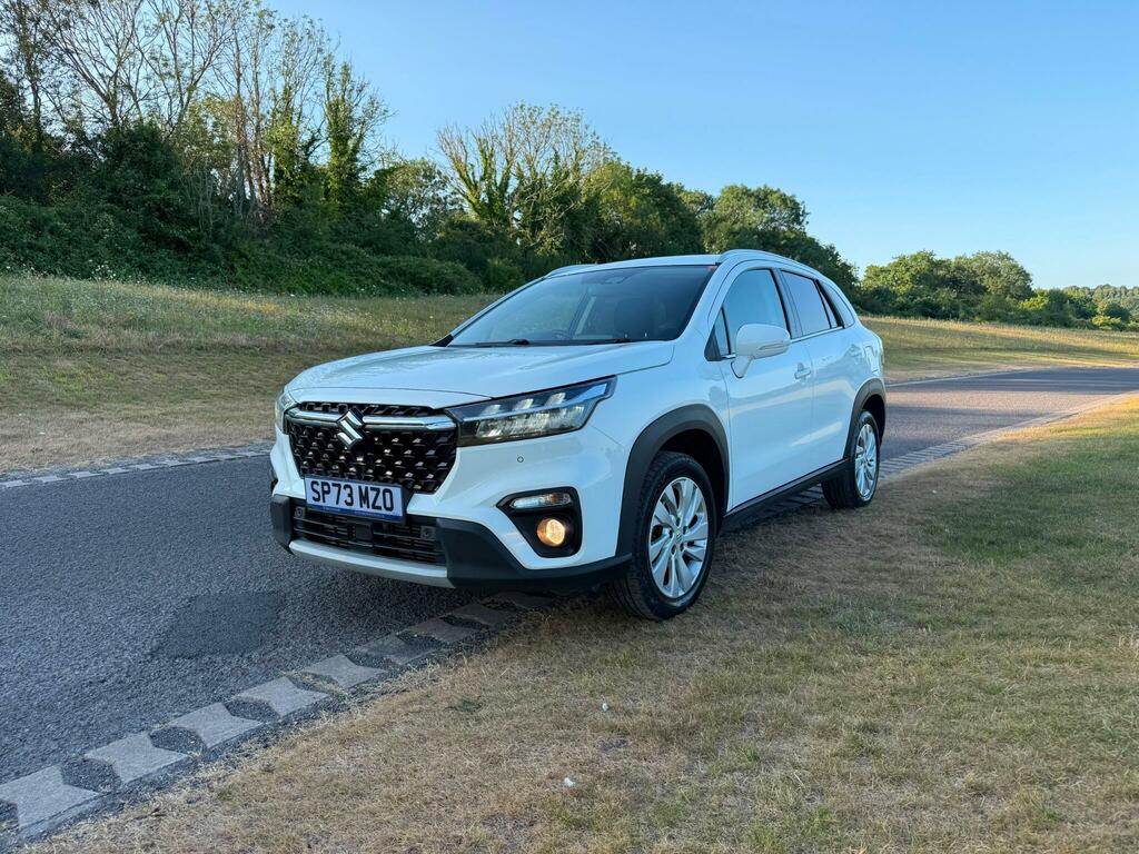 Suzuki S-cross