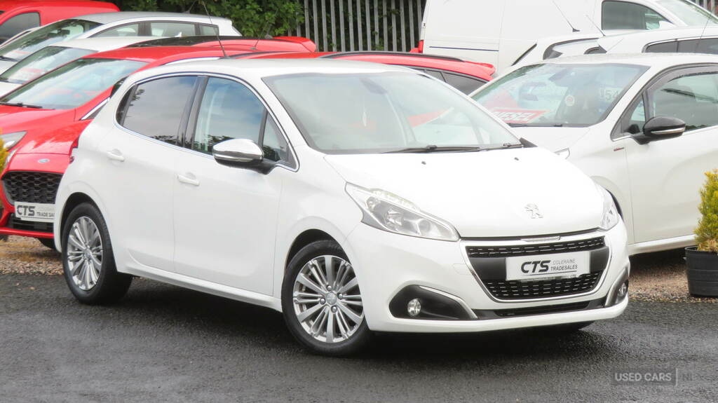 Peugeot 208