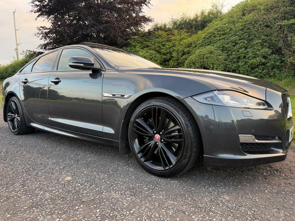 Jaguar Xj