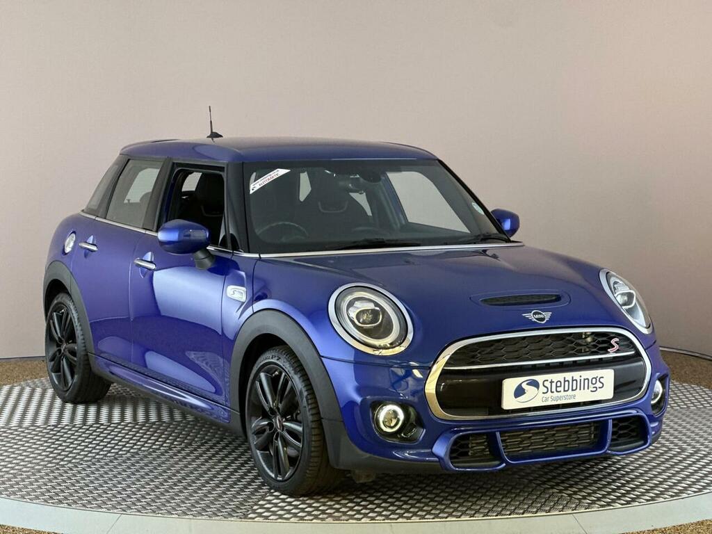 Mini Hatchback