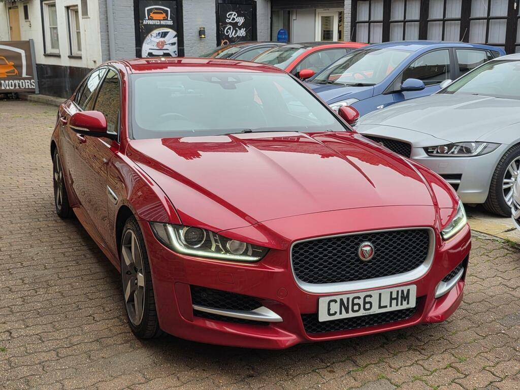 Jaguar Xe
