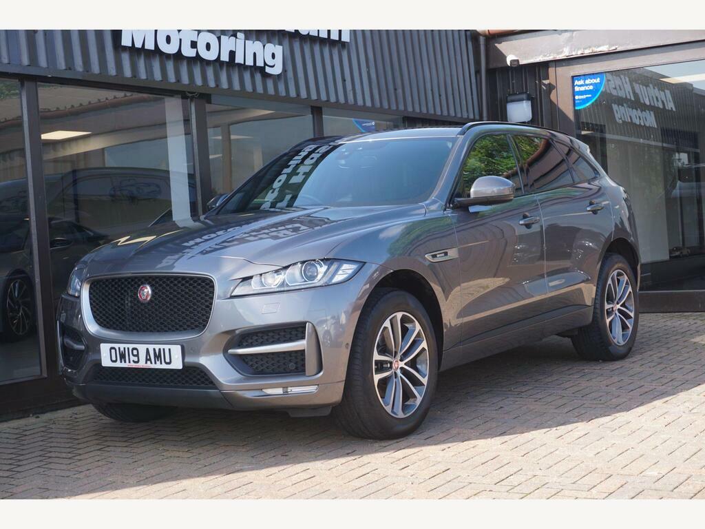 Jaguar F-Pace