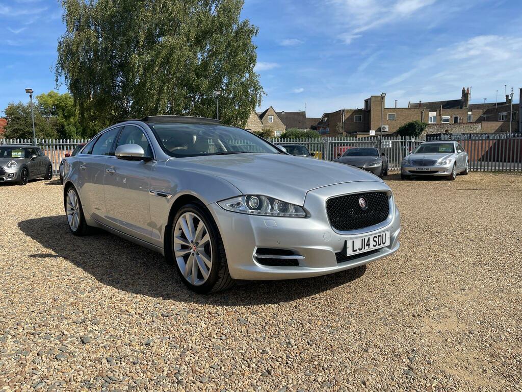 Jaguar Xj