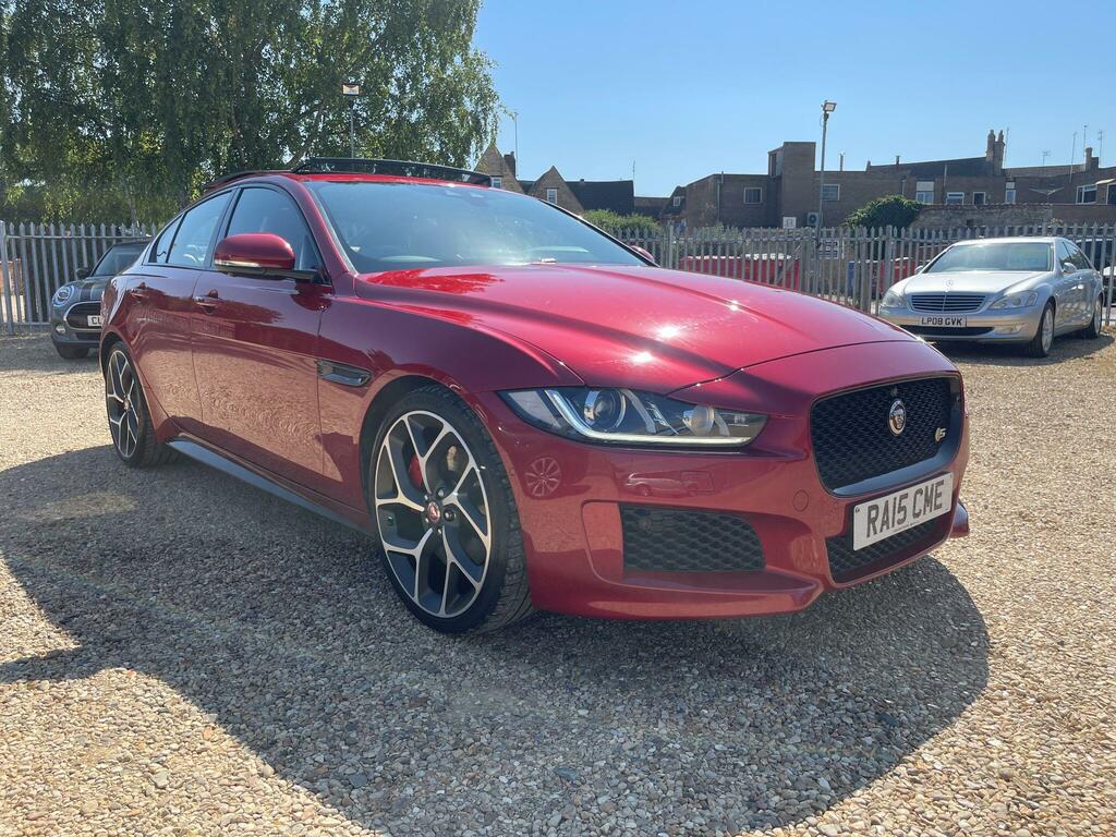 Jaguar Xe