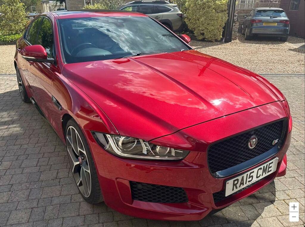Jaguar Xe