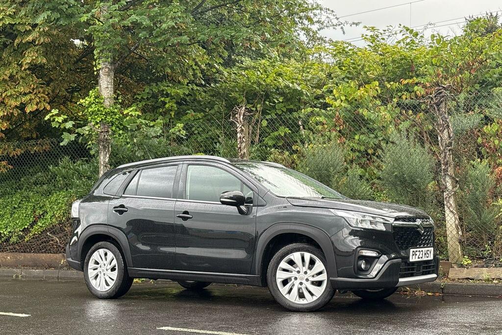 Suzuki S-cross