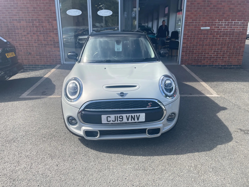 Mini Hatchback