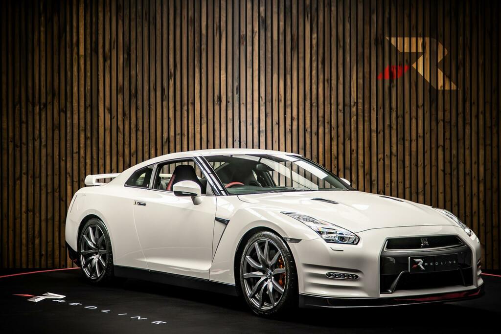 Nissan GT-R