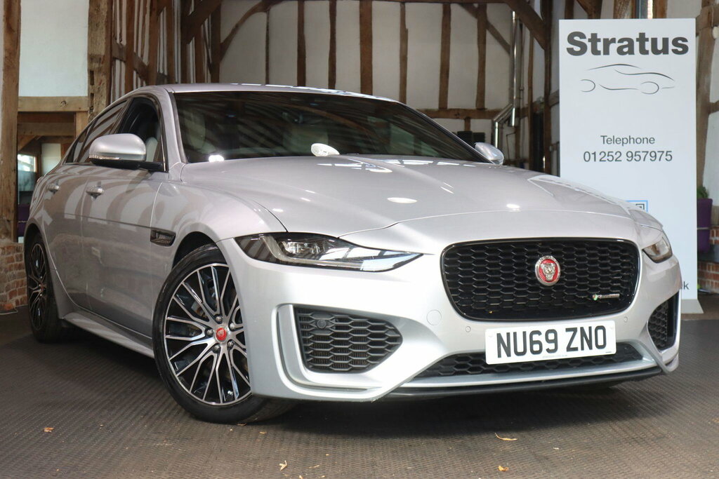 Jaguar Xe