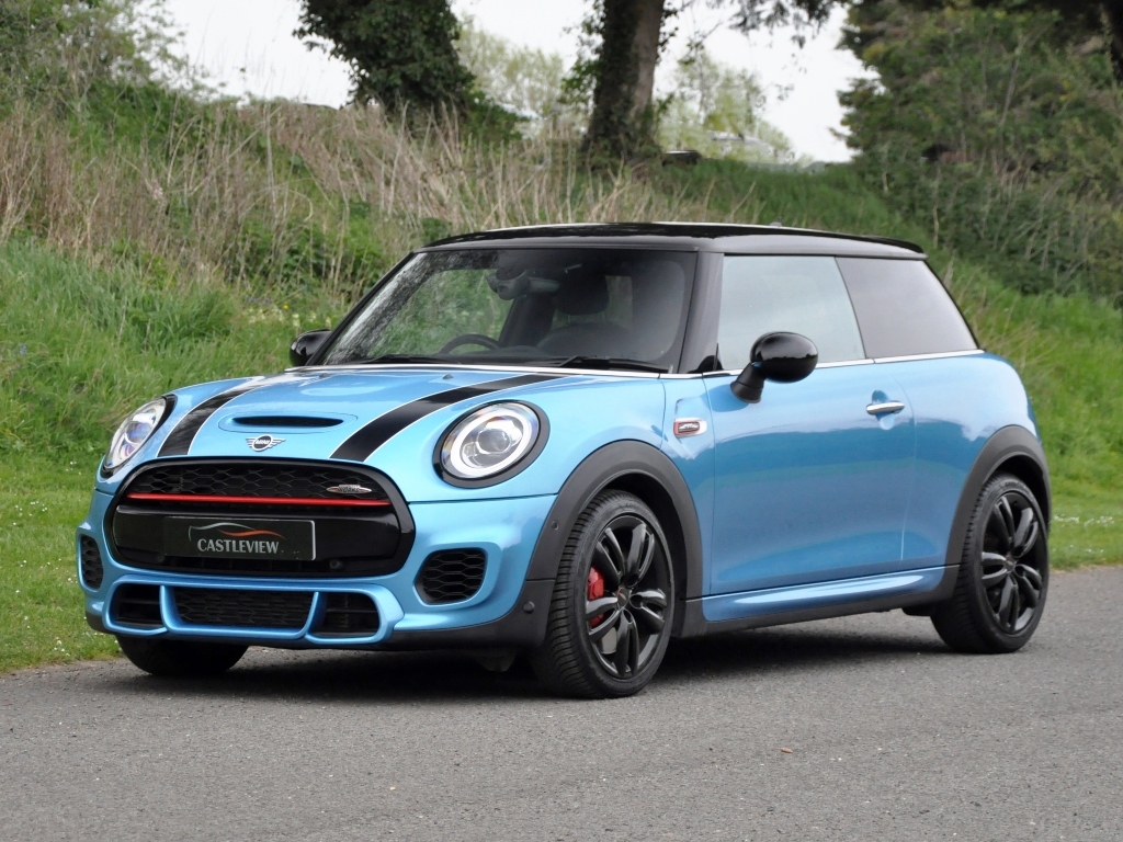 Mini Hatchback