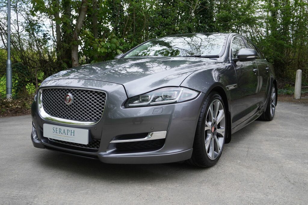 Jaguar Xj